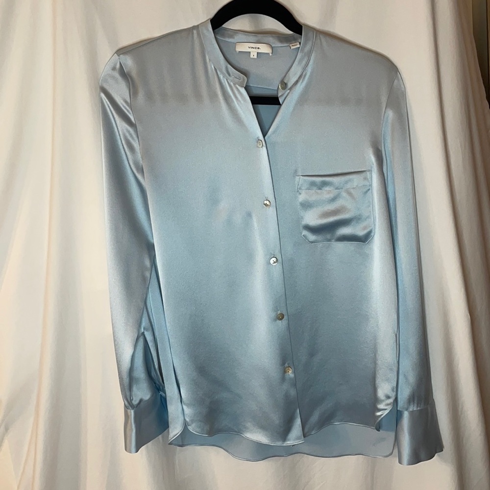 VINCE silk blouse, size 2, never worn